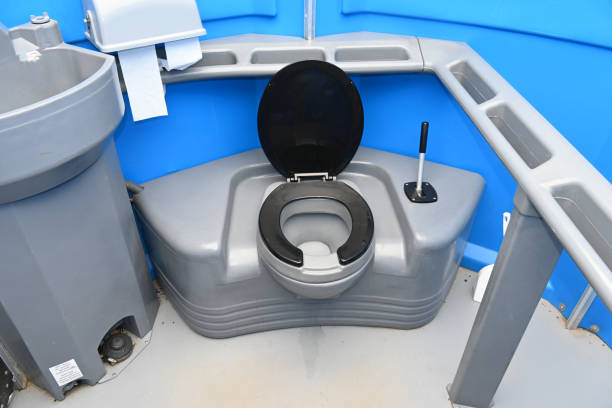 Best Portable restroom trailer rental  in Richardson, TX